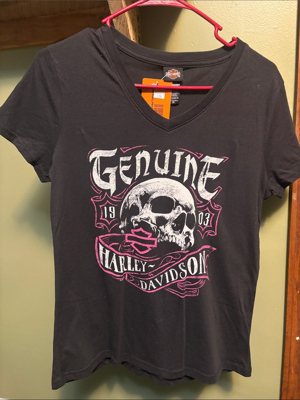 Harley-Davidson Black Tee with Pink & White Skull Graphic